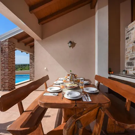 With Heated Pool And Sea View Near Zadar *