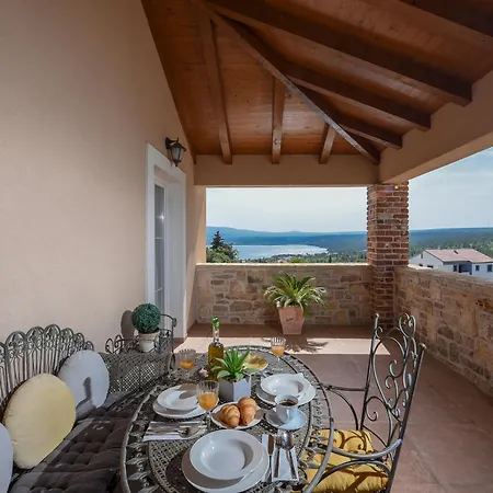 With Heated Pool And Sea View Near Zadar *