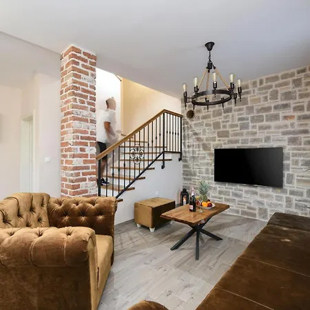 빌라 With Heated Pool And Sea View Near Zadar